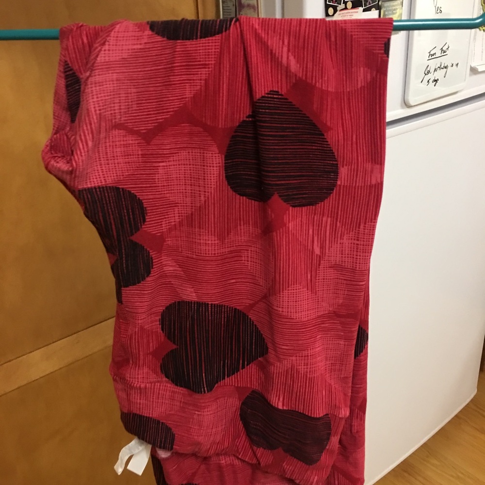 Lularoe Heart leggings