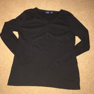 Long sleeve black tee