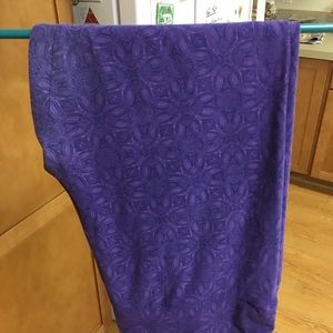 Lularoe purple leggings