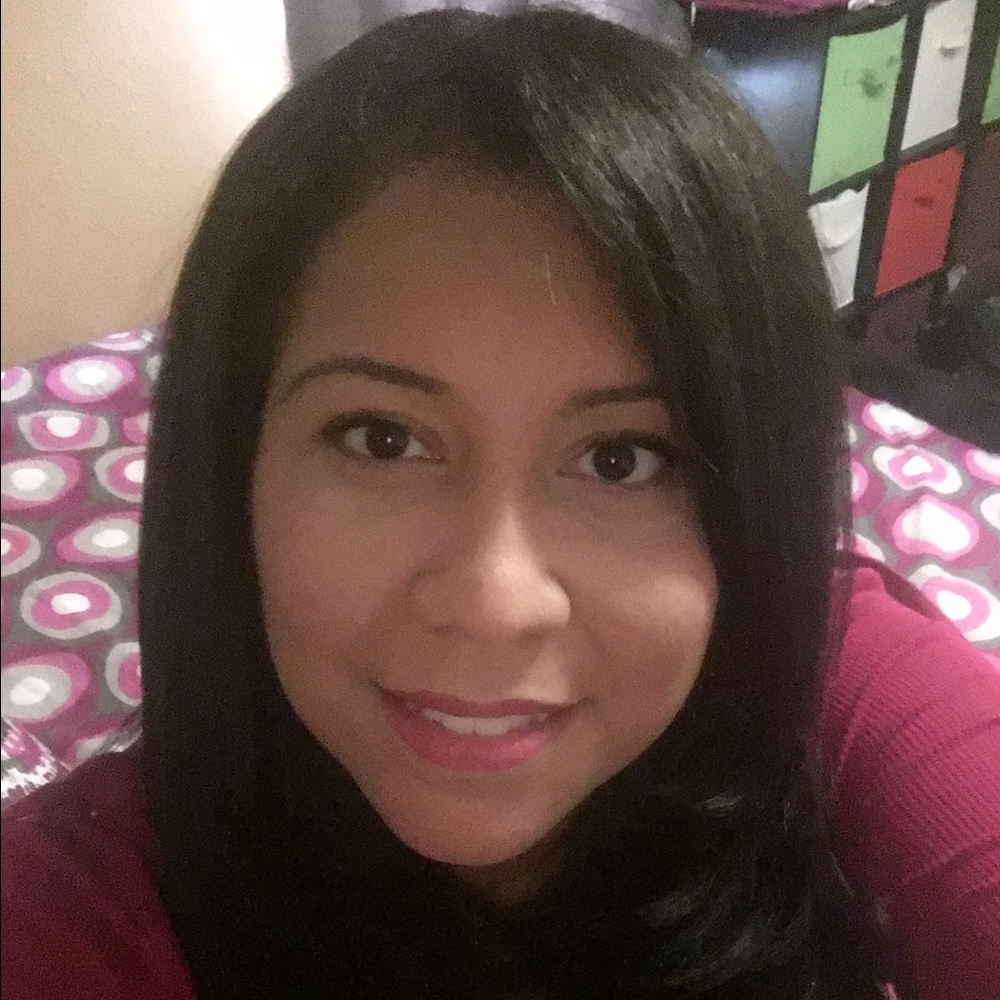 Meet your Posher, Lily