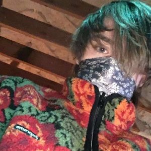 Meet your Posher, Peter