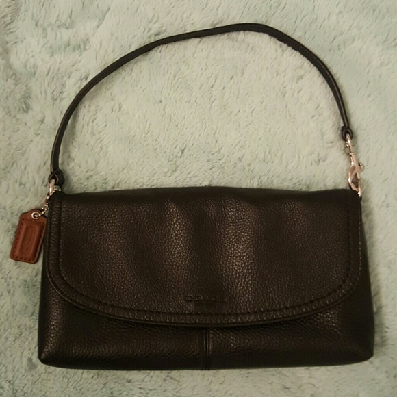 COACH Pebbled Leather Purse - Picture 1 of 8
