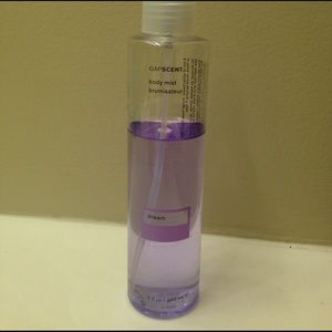 RARE! Discontinued Gap Dream body mist