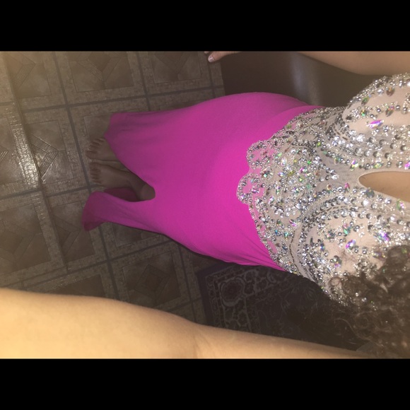 Prom Dress with slit - Picture 5 of 7