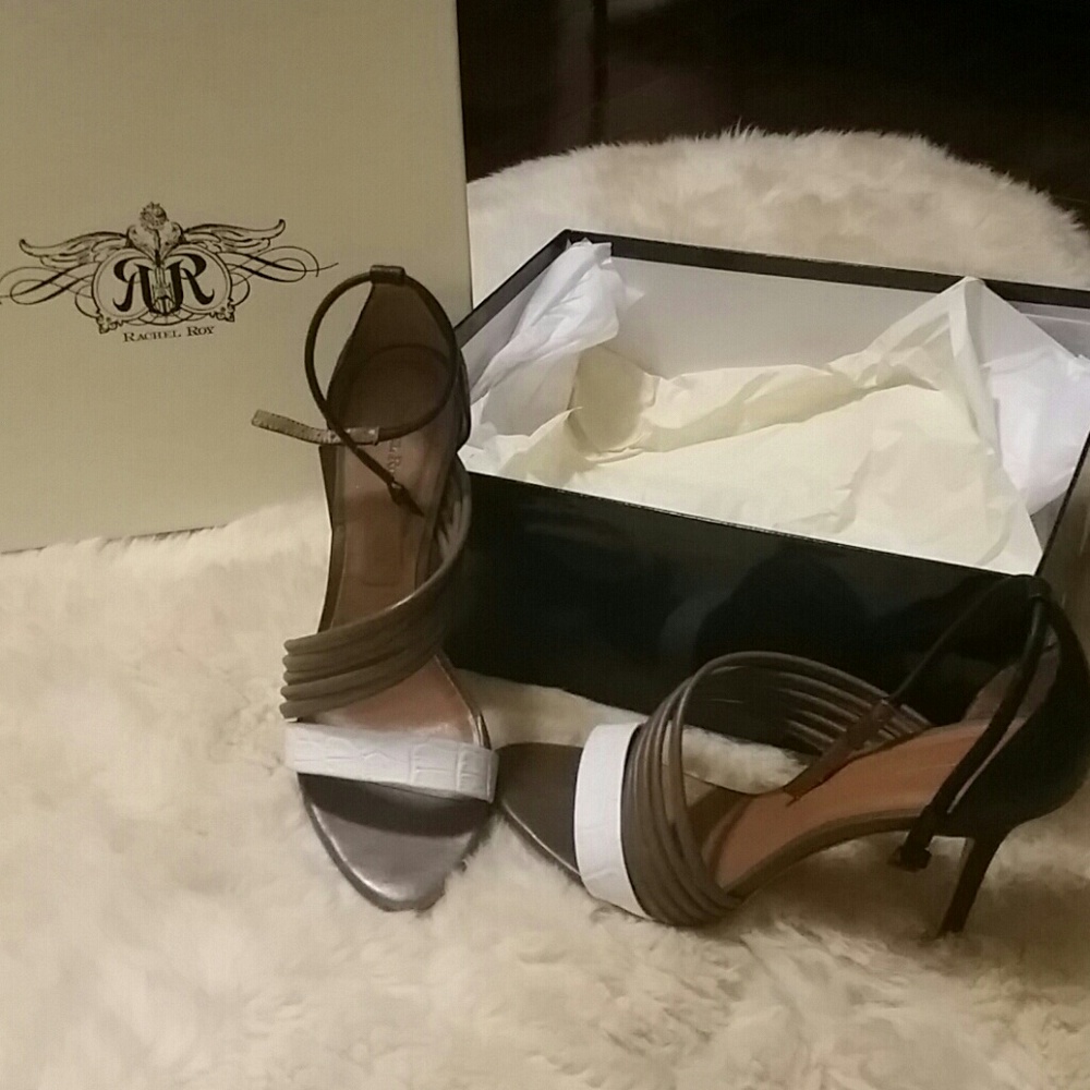 Rachel Roy strappy sandals - like new