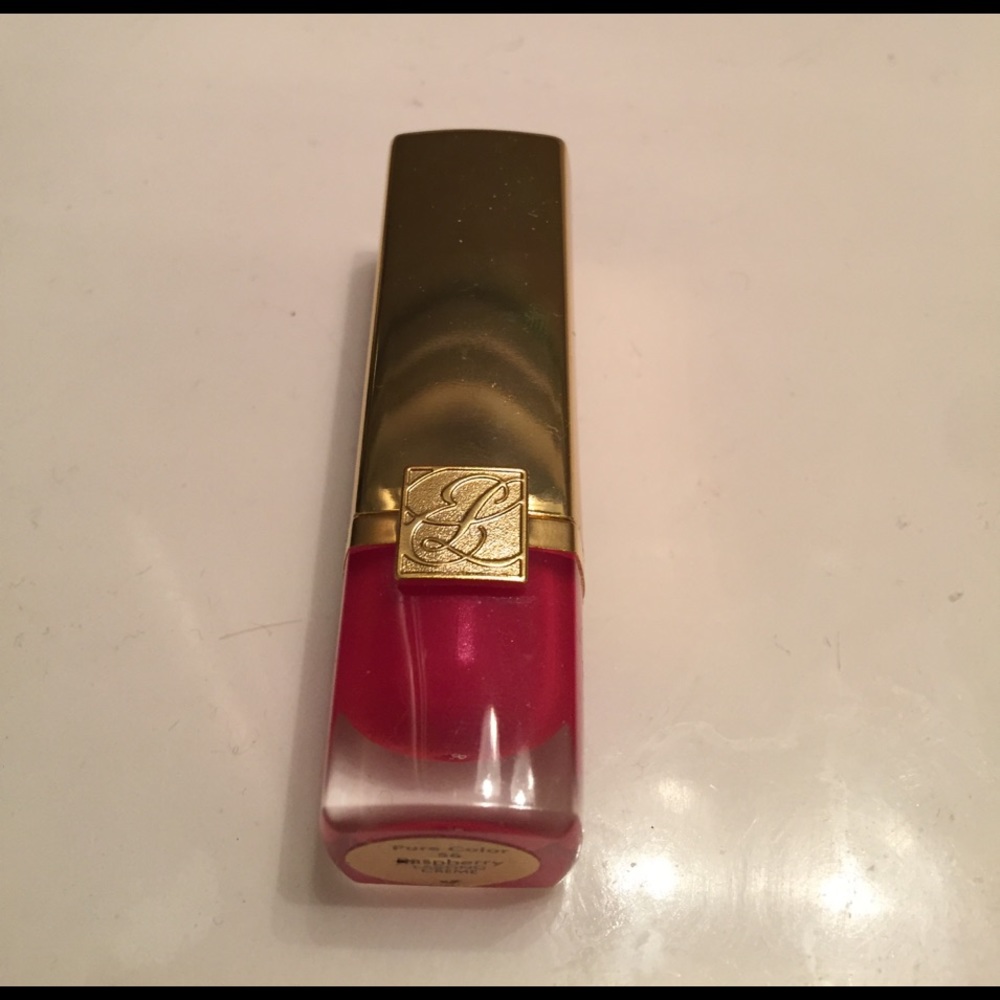 Pure Color Lipstick - Picture 2 of 3