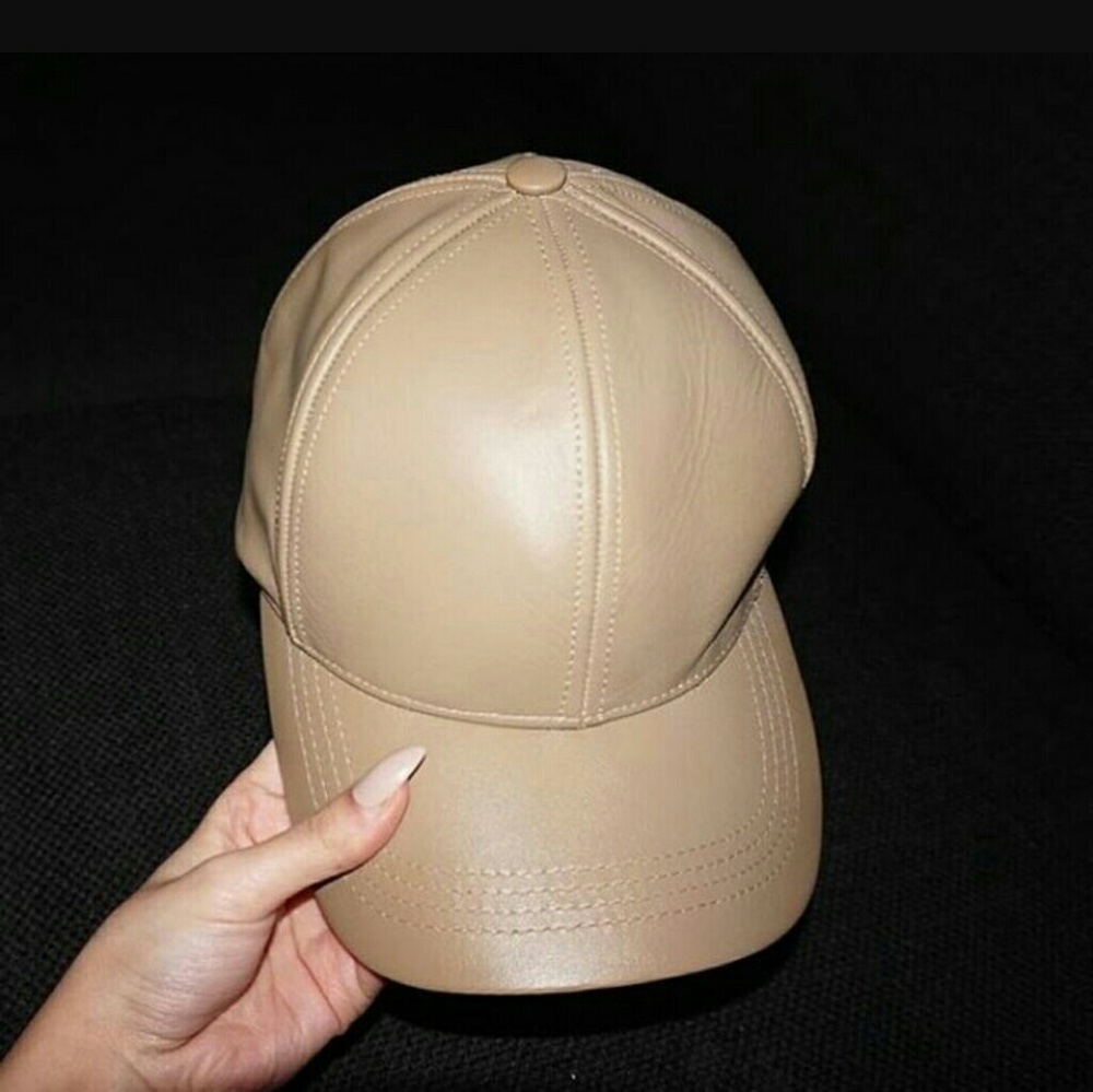 Nude leather baseball cap