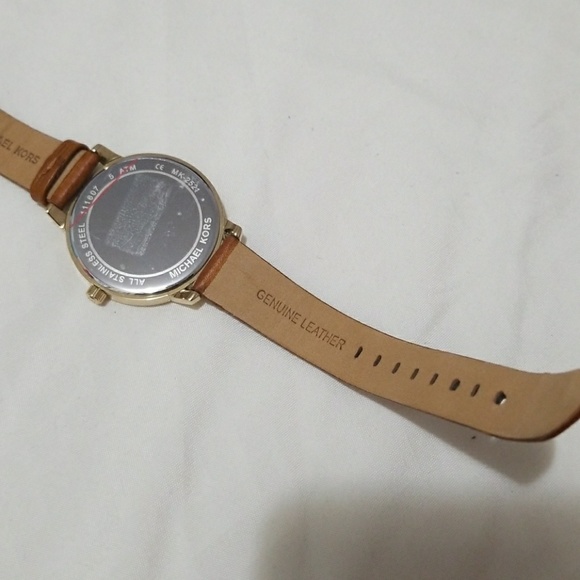 NWT Michael Kors Womens watch leather strap main image 7