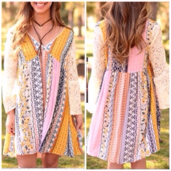 ❣️RESTOCK: S-3XL❣️ Boho Peasant Lace Tunic Dress - Picture 3 of 5