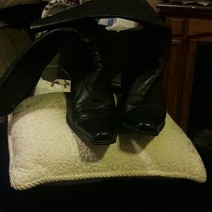 🍃🌹🍃OFFERS WELCOME 🍃🌹🍃Leather boots