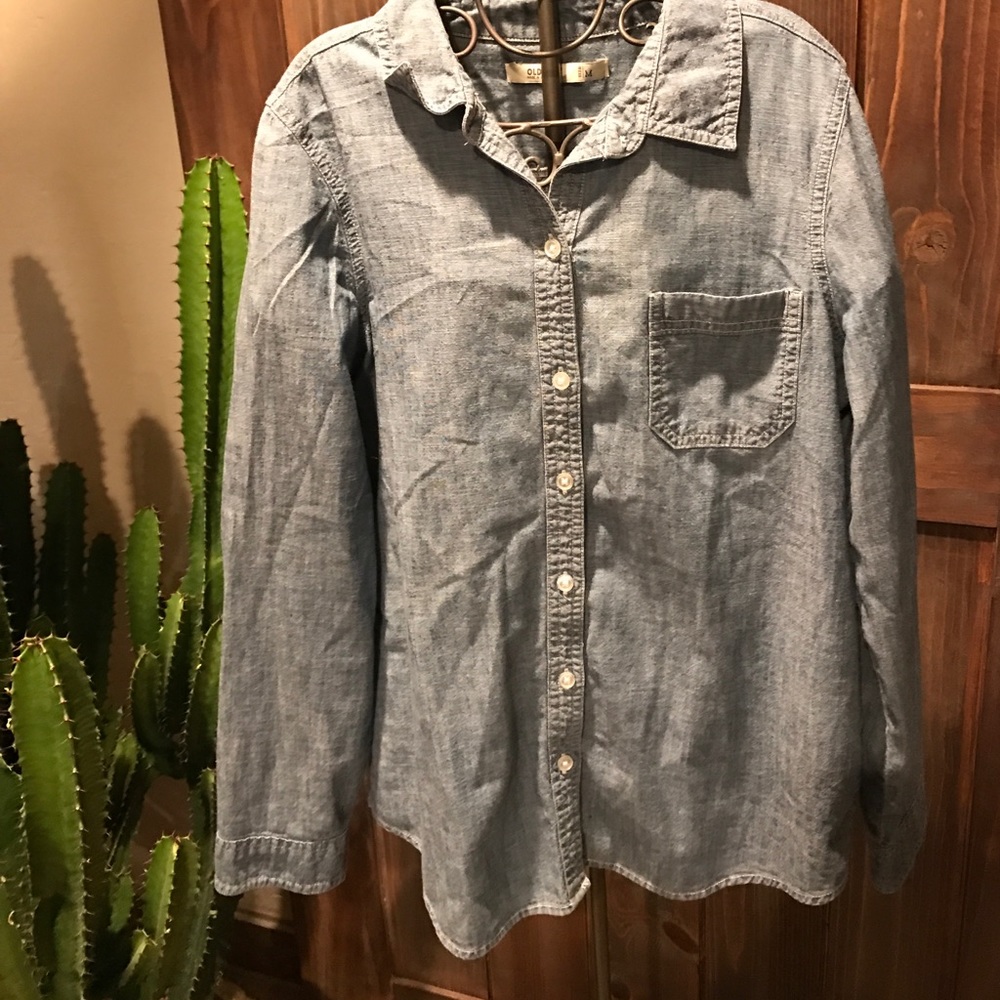 Old navy chambray top