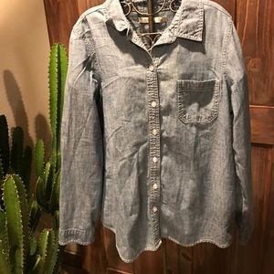 Old navy chambray top