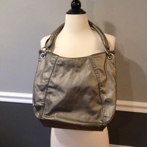 🌼 The Limited Silver Metallic Purse