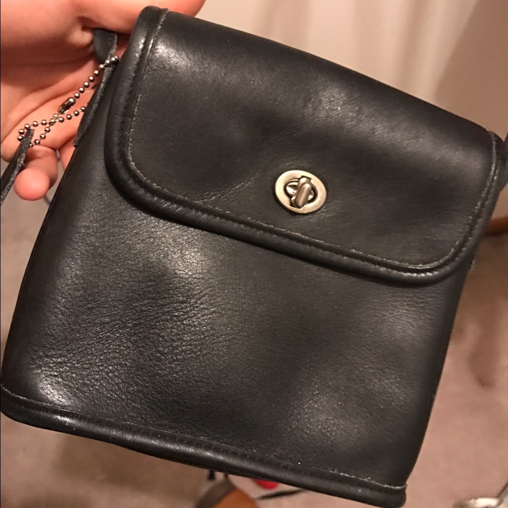 Coach purse - Picture 2 of 3
