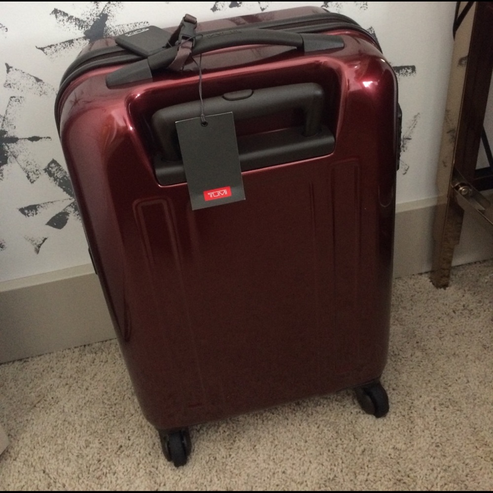 TUMI carry-on - Picture 3 of 8