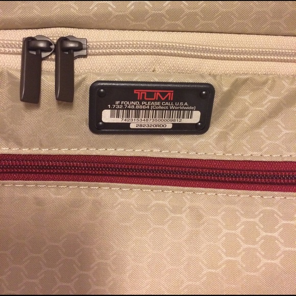 TUMI carry-on - Picture 5 of 8