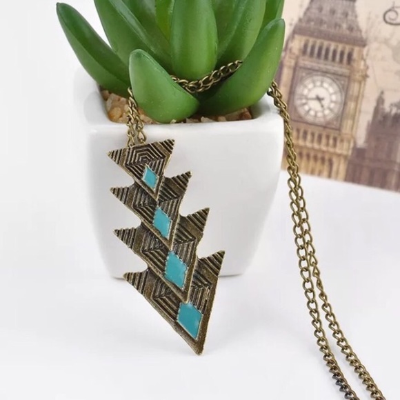 Jewelry - 💎 Vintage inspired Aztec arrow necklace 💎