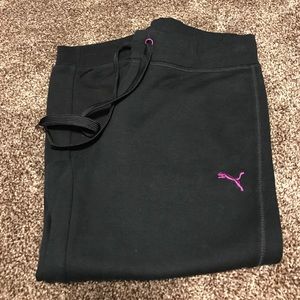 XS Puma Women's Capri Sweats