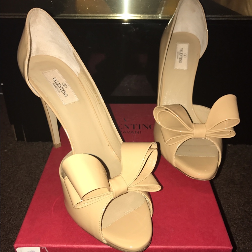 Valentino women's shoes brand New never worn