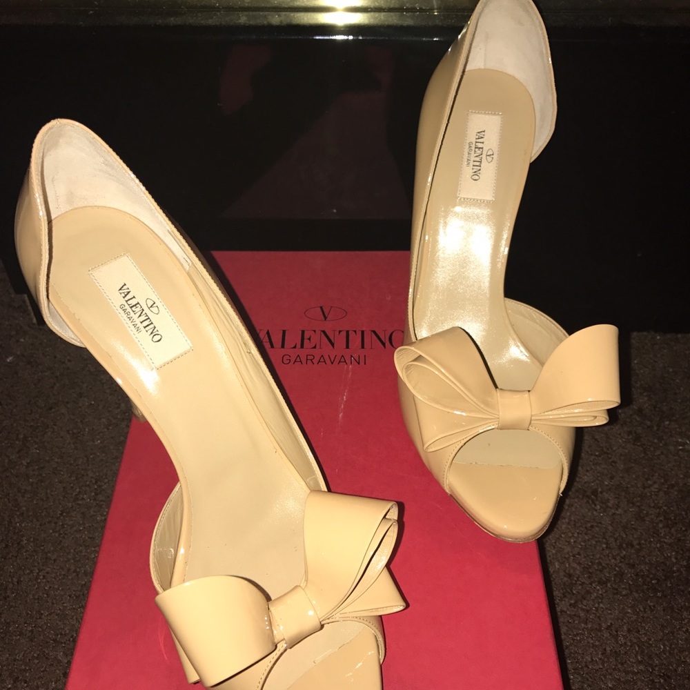 Valentino women's shoes brand New never worn - Picture 2 of 5