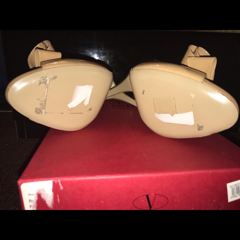 Valentino women's shoes brand New never worn - Picture 3 of 5