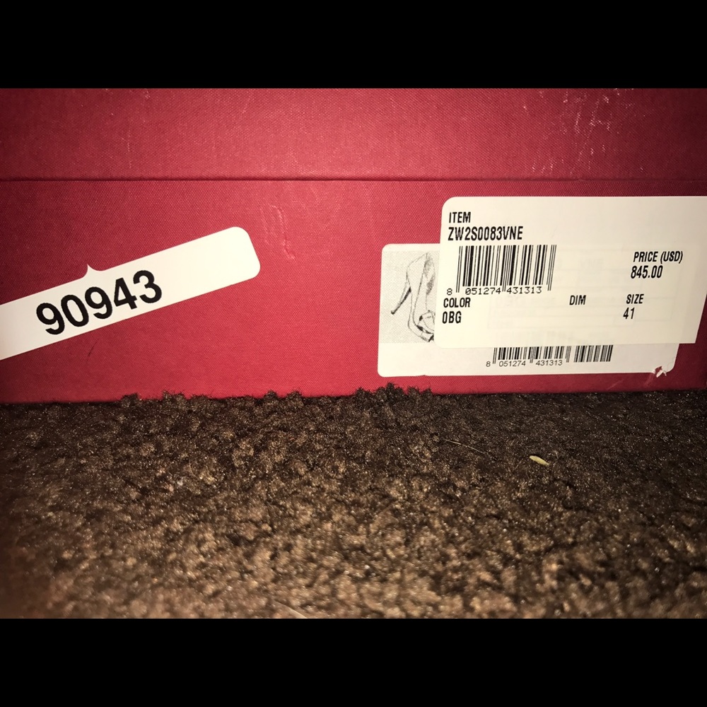 Valentino women's shoes brand New never worn - Picture 5 of 5