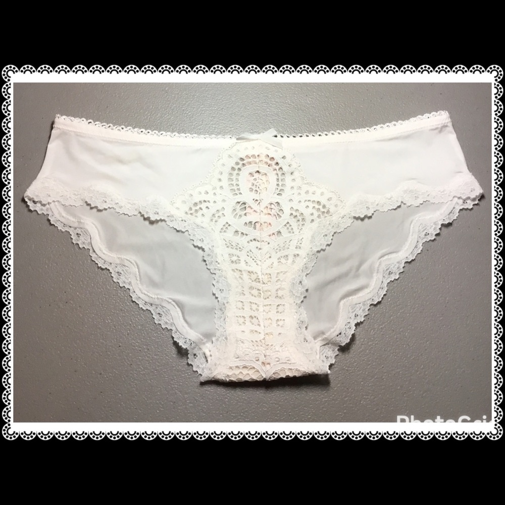 ❤Victoria's Secret Crochet Lace Hiphugger Panty❤ - Picture 2 of 4