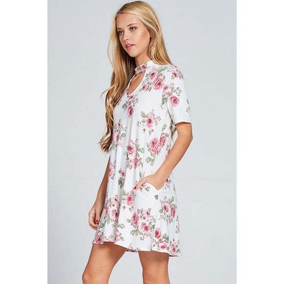 ❗️1-DAY SALE❗️Floral Print Brushed Choker Dress - Picture 2 of 3