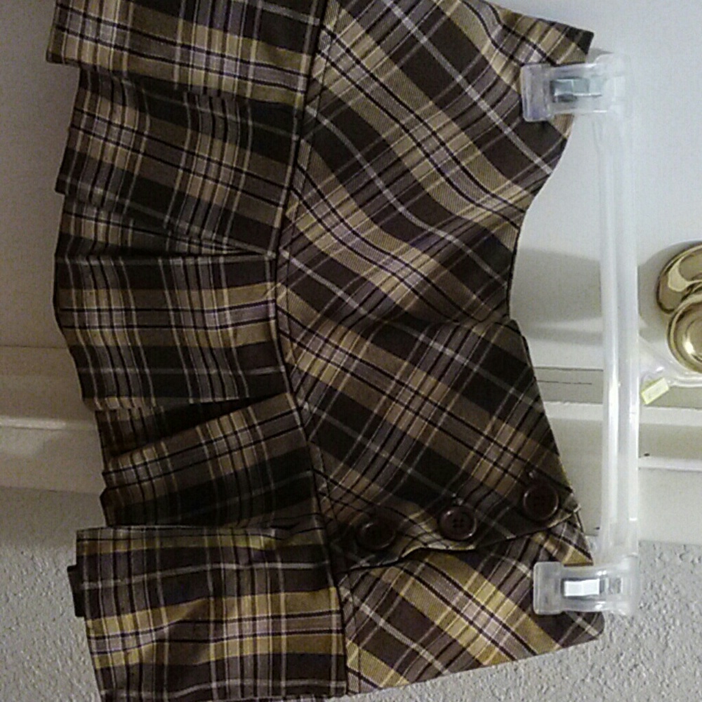 Plaid mini skirt