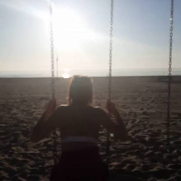 Meet your Posher, Liz - Picture 1 of 1