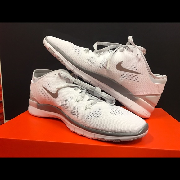 💪🏻white & silver--Price Firm-Training💪🏻 - Picture 3 of 8