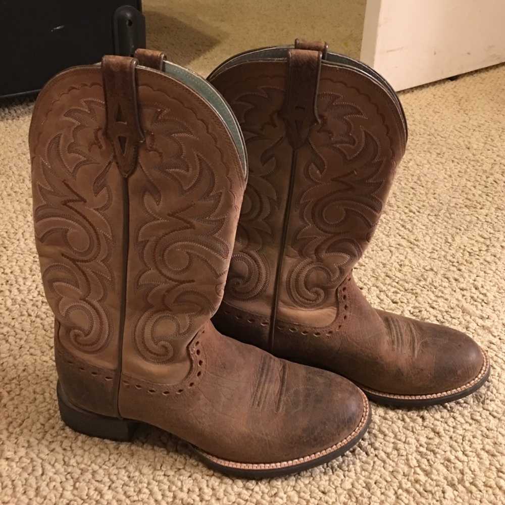 Aristide women's boots size 6