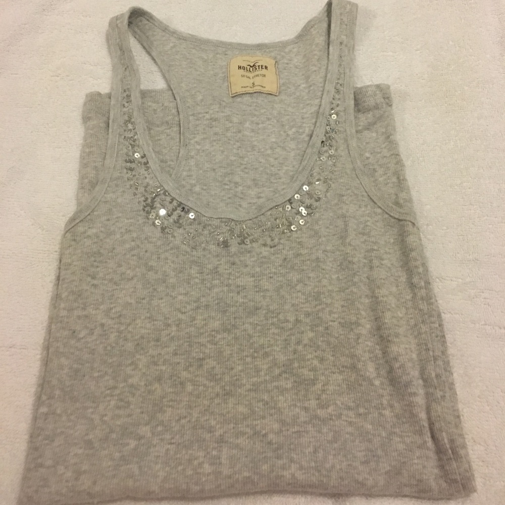 Grey tank top small