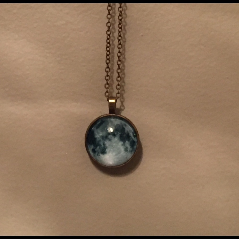 Full Moon Necklace