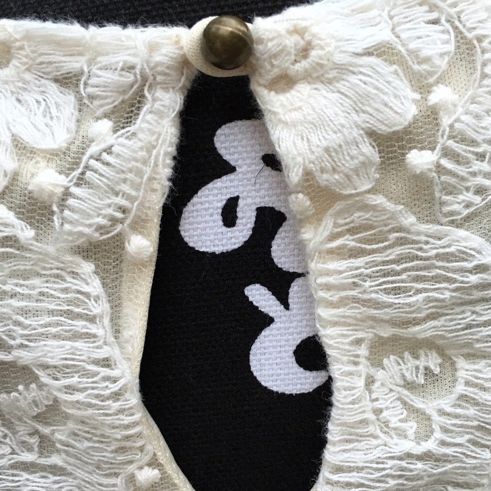 Lacy button back mini - Picture 3 of 4