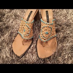 Nude & turquoise low heel - summer sandal