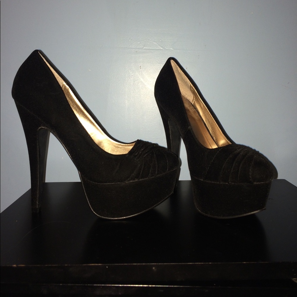 Black Velvet Platform Heels