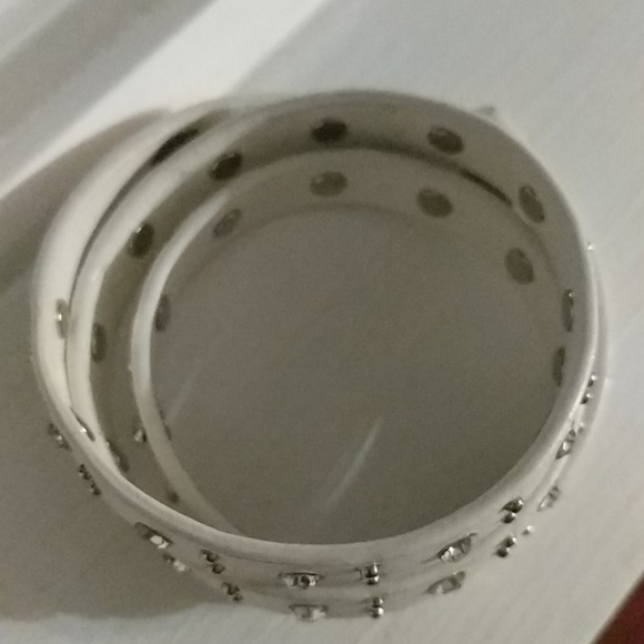 🎁 White rhinestone bracelet - Picture 2 of 4