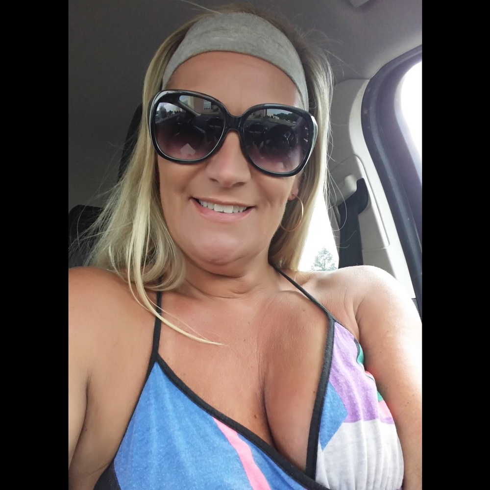 Meet your Posher, Michele