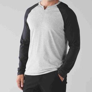 Lululemon Bodhi LS NWT/XXL HLGY/HBLK