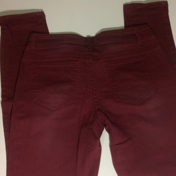 ❣️[SOLD]❣️ Distressed Red Burgundy Skinny Jeans - Picture 4 of 5