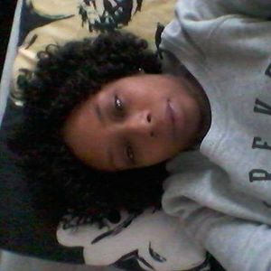 Meet your Posher, Tyechia