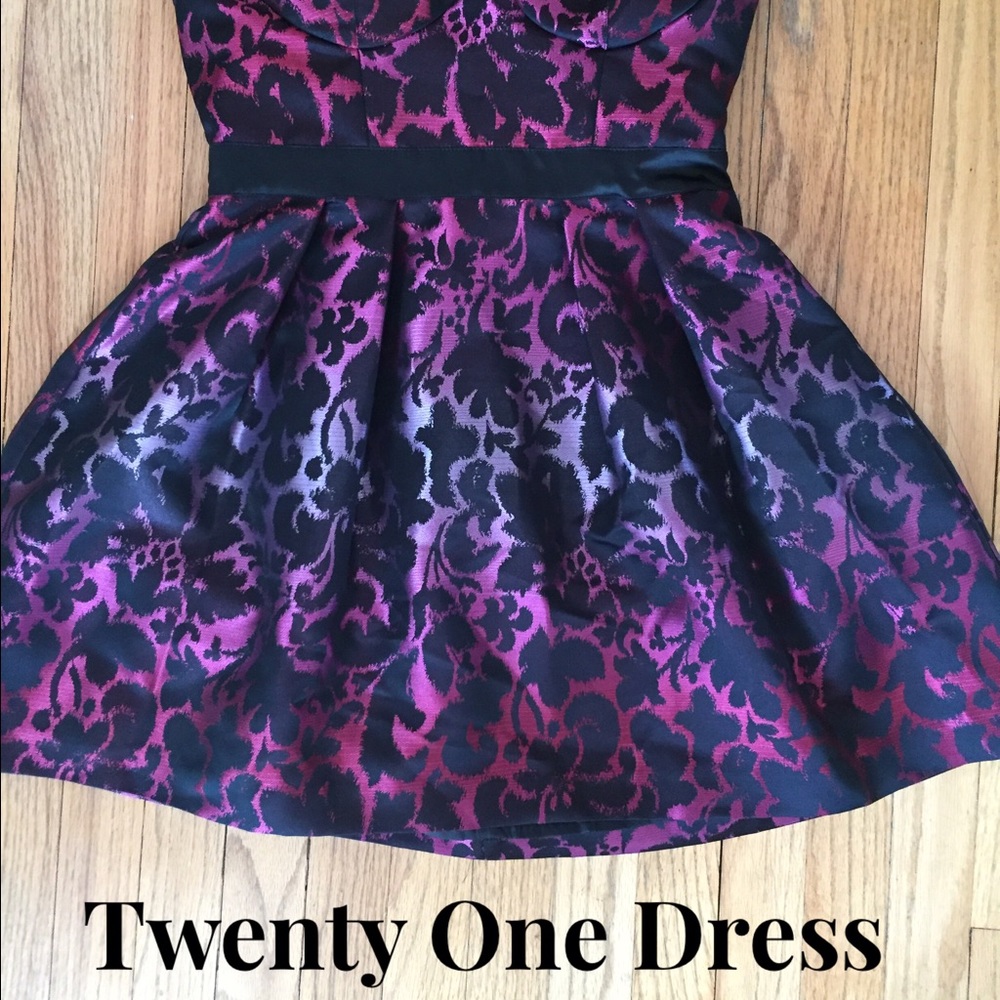 NWOT Forever 21 Strapless Party Dress 🎉