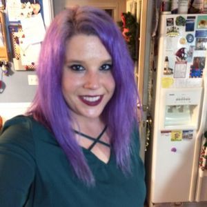 Meet your Posher, Danielle