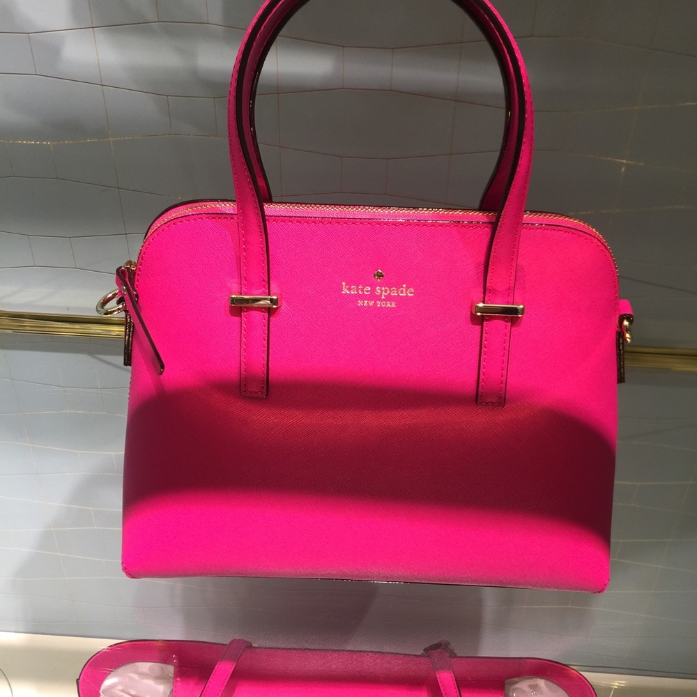 Meet your Posher, Joan