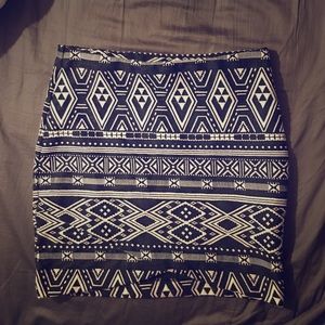 Black and white geometric skirt