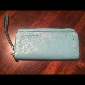 Blue/turquoise color coach wallet. - Authentic!
