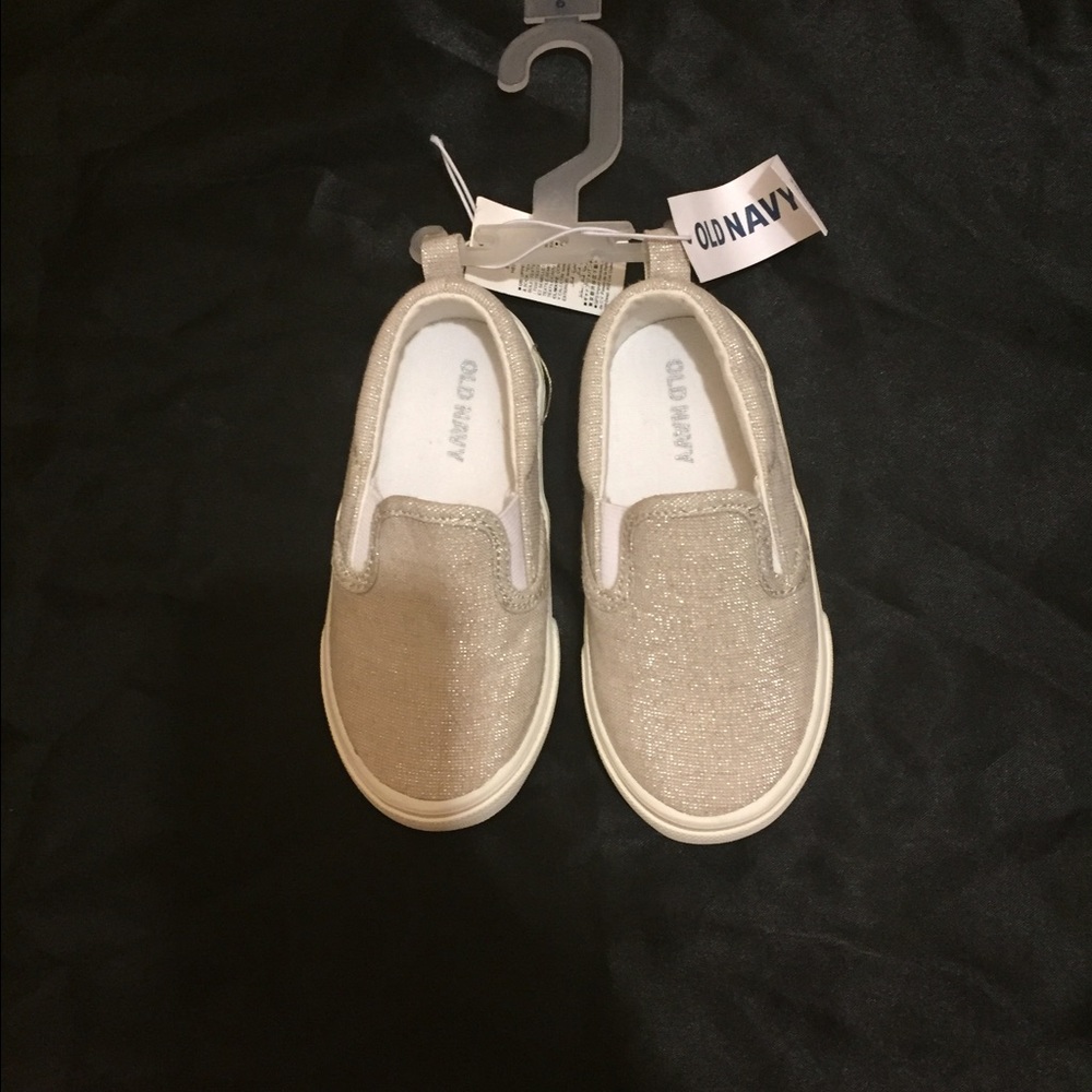 Old Navy Toddler Shoes, Silver, Size 6