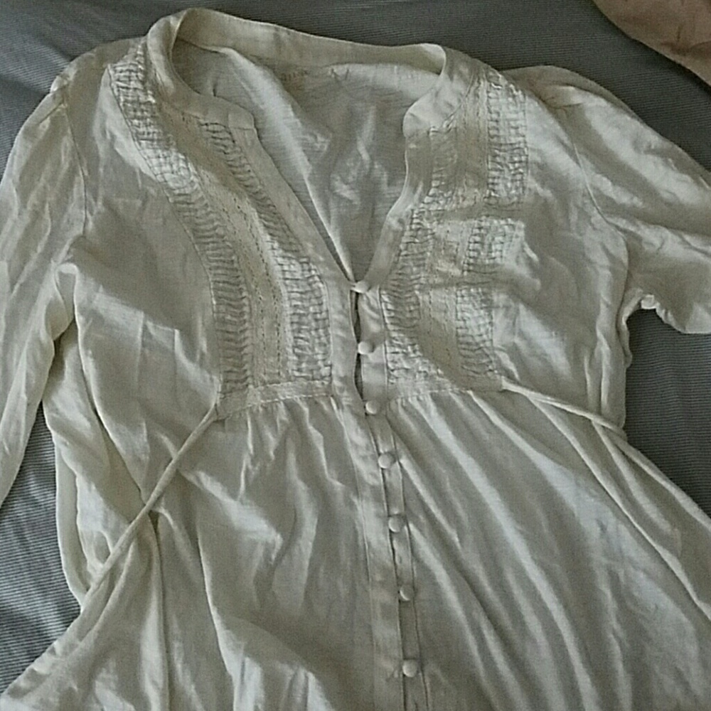 White long sleeve shirt