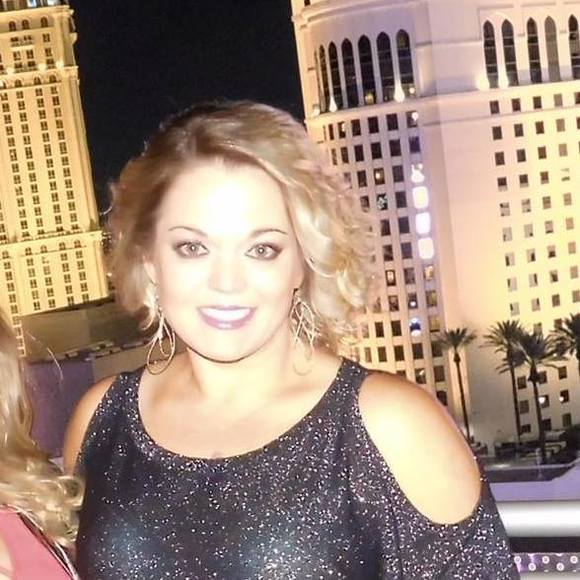 Meet your Posher, Amy - Picture 1 of 1